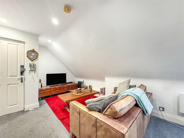 Additional image 3 of Sun Lane, Harpenden, AL5