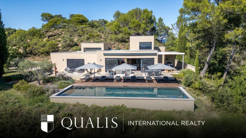 Main image of property: Provence-Alps-Cote d`Azur, Vaucluse, St-Romain-en-Viennois