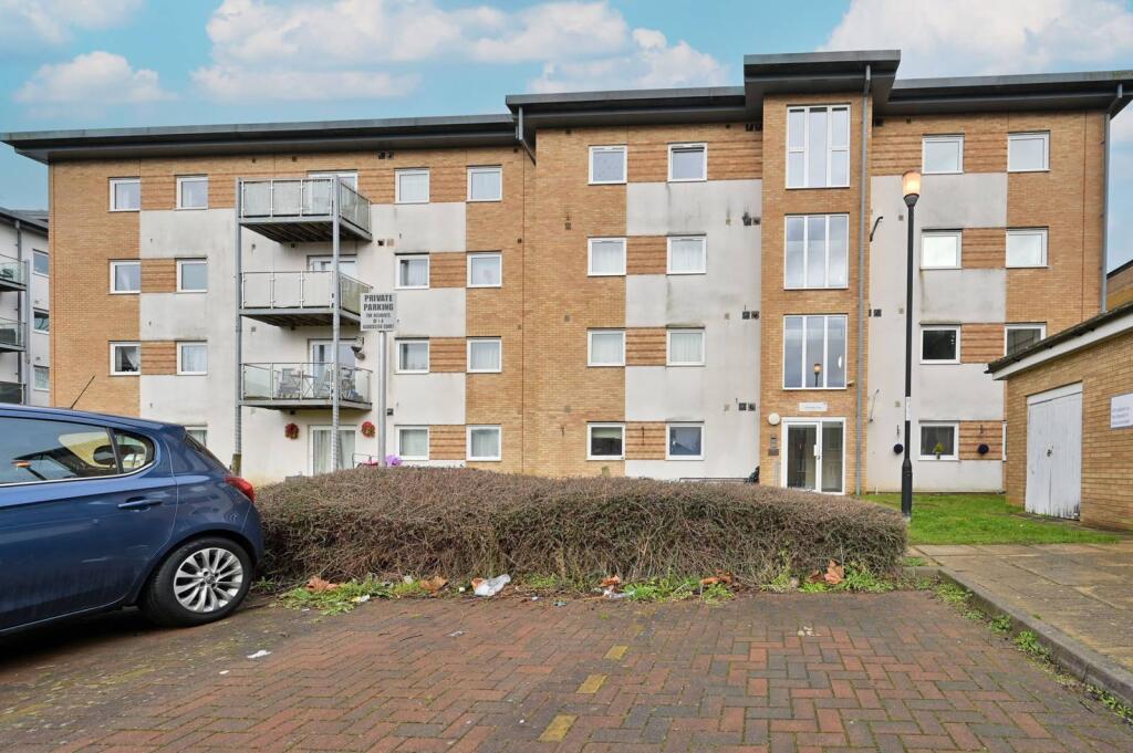 Main image of property: Gloucester Court, Watford, WD18
