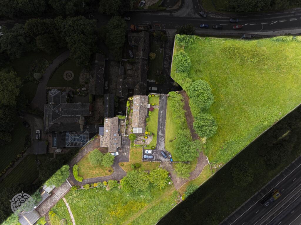 Manchester Road, Walmersley, BL9