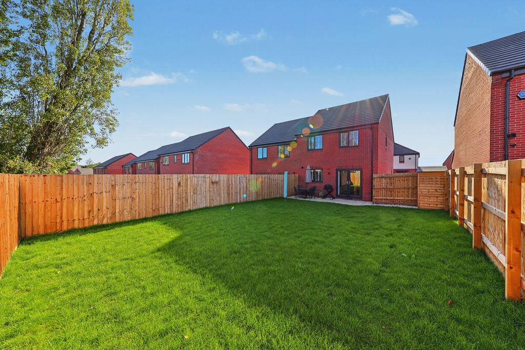 Hardy Lane, Calow, Chesterfield photo 4