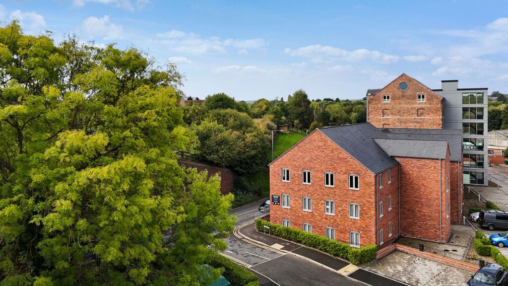 Apartment in Worcester - View 5