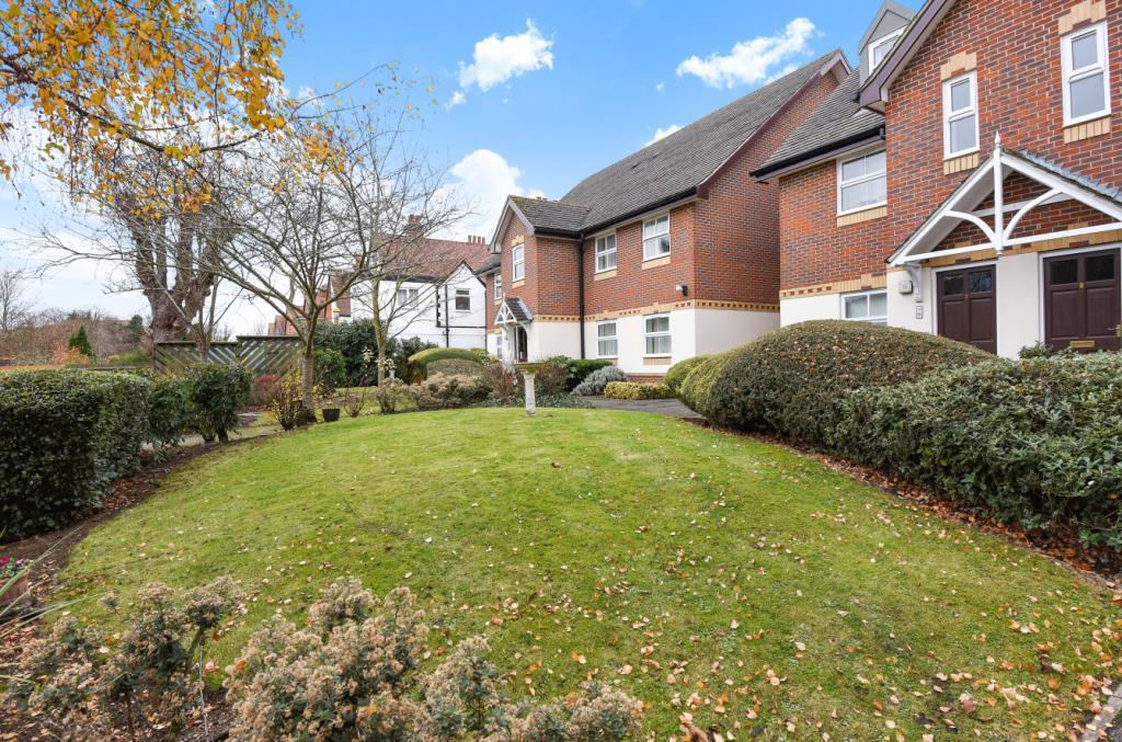 Main image of property: Farriers Mews, Abingdon