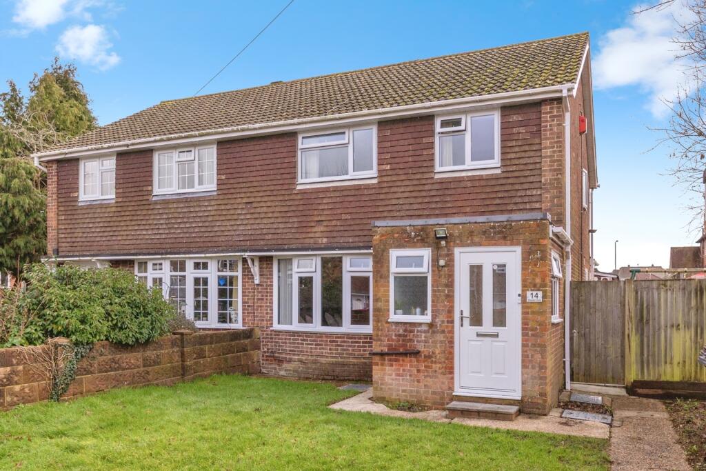 Main image of property: Brewster Close, Waterlooville, Hampshire, PO8