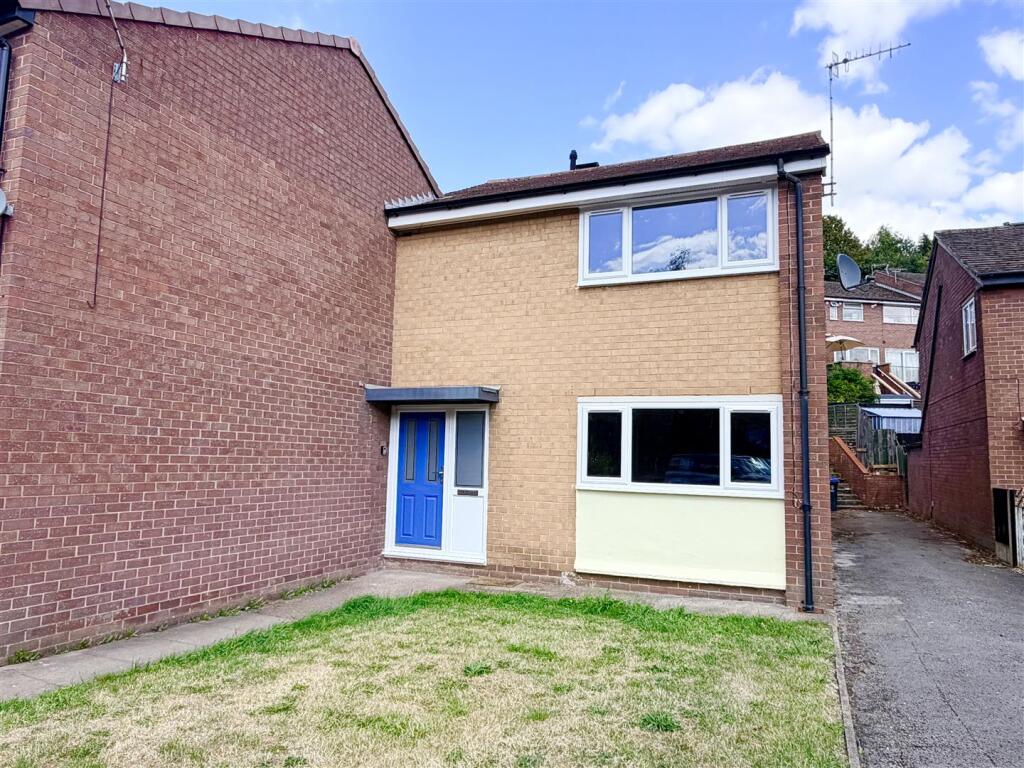 Main image of property: Hencroft, Leek
