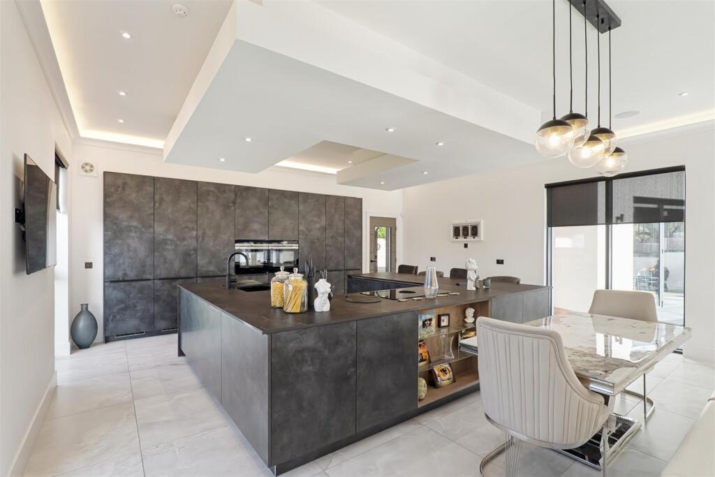 House in Glasgow - View 5