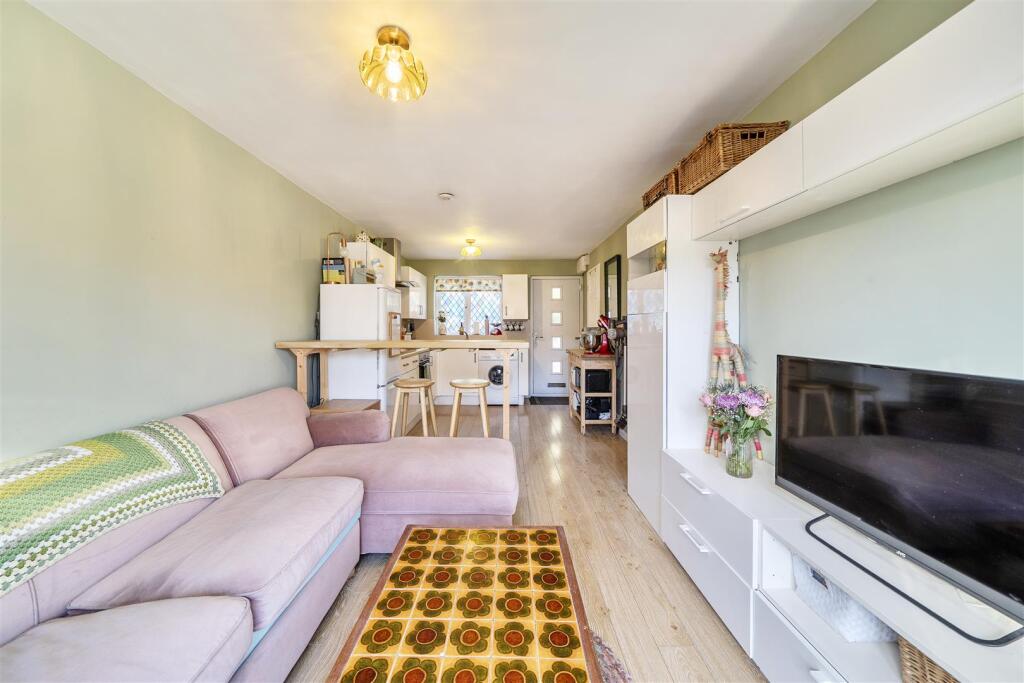 Apartment in London - View 4
