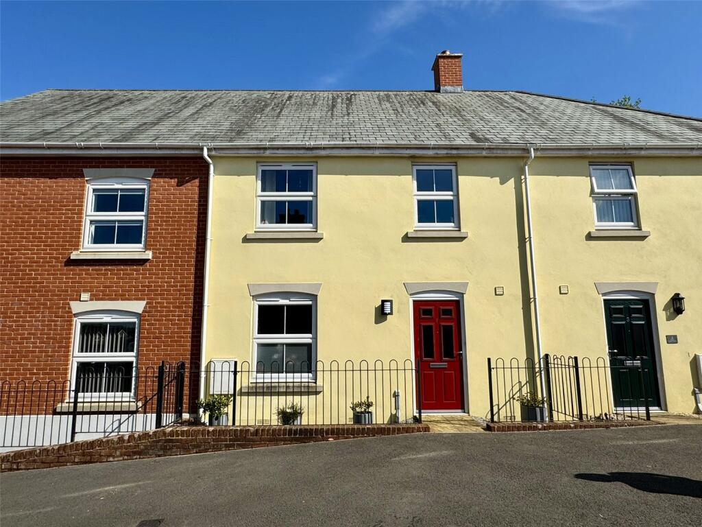 3-bed terraced on May Close, Chard, Somerset, TA20, £245,000