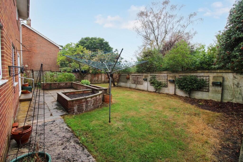 House in Salisbury - View 5
