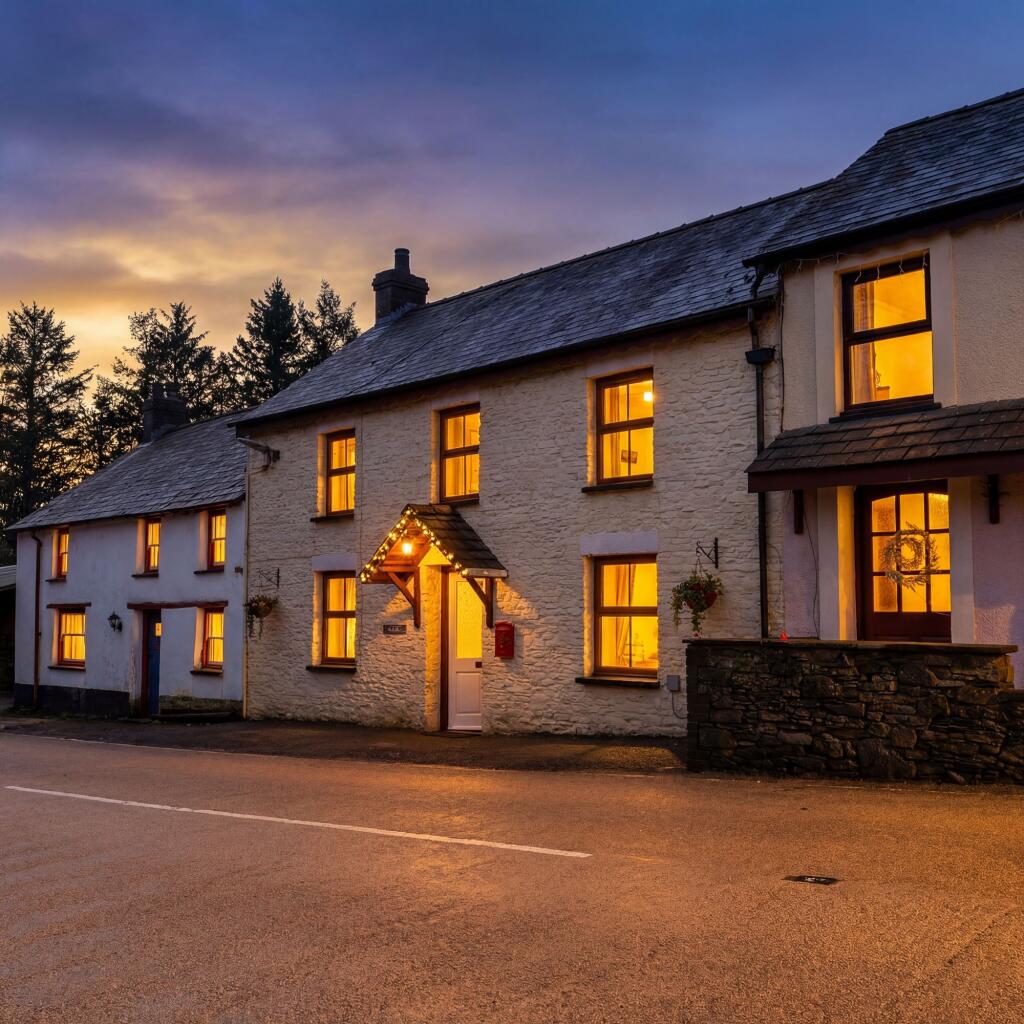 Main image of property: Felinfach, Lampeter, SA48