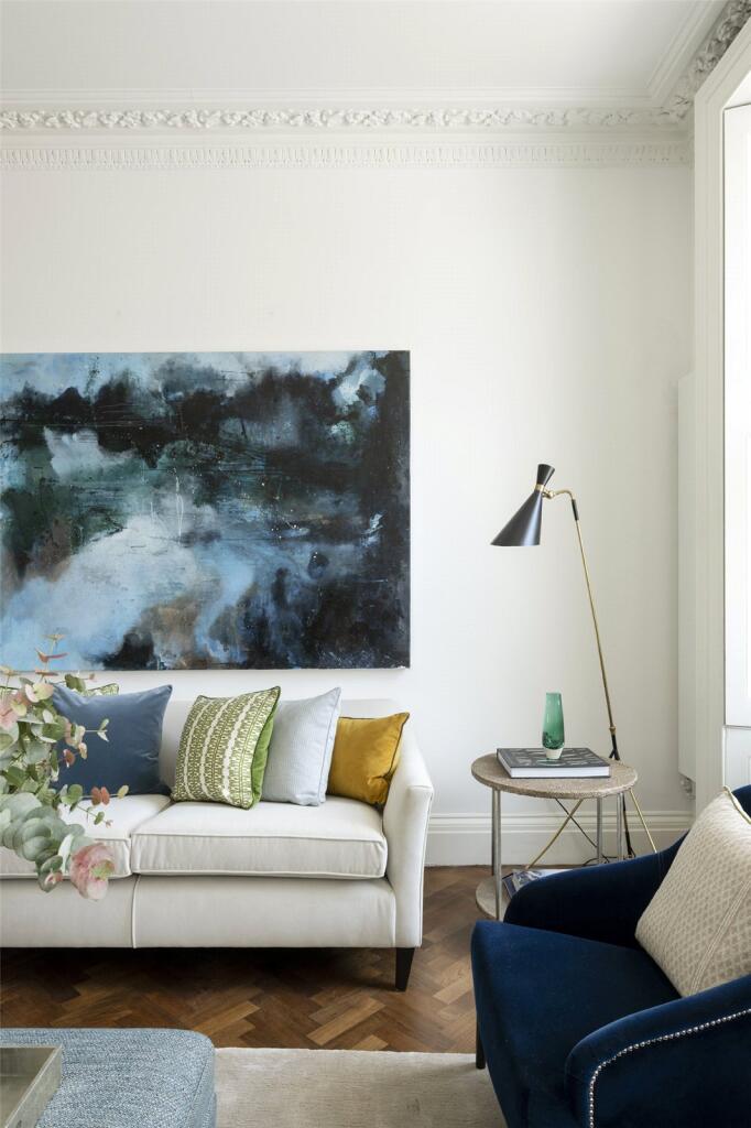Apartment in London - View 5