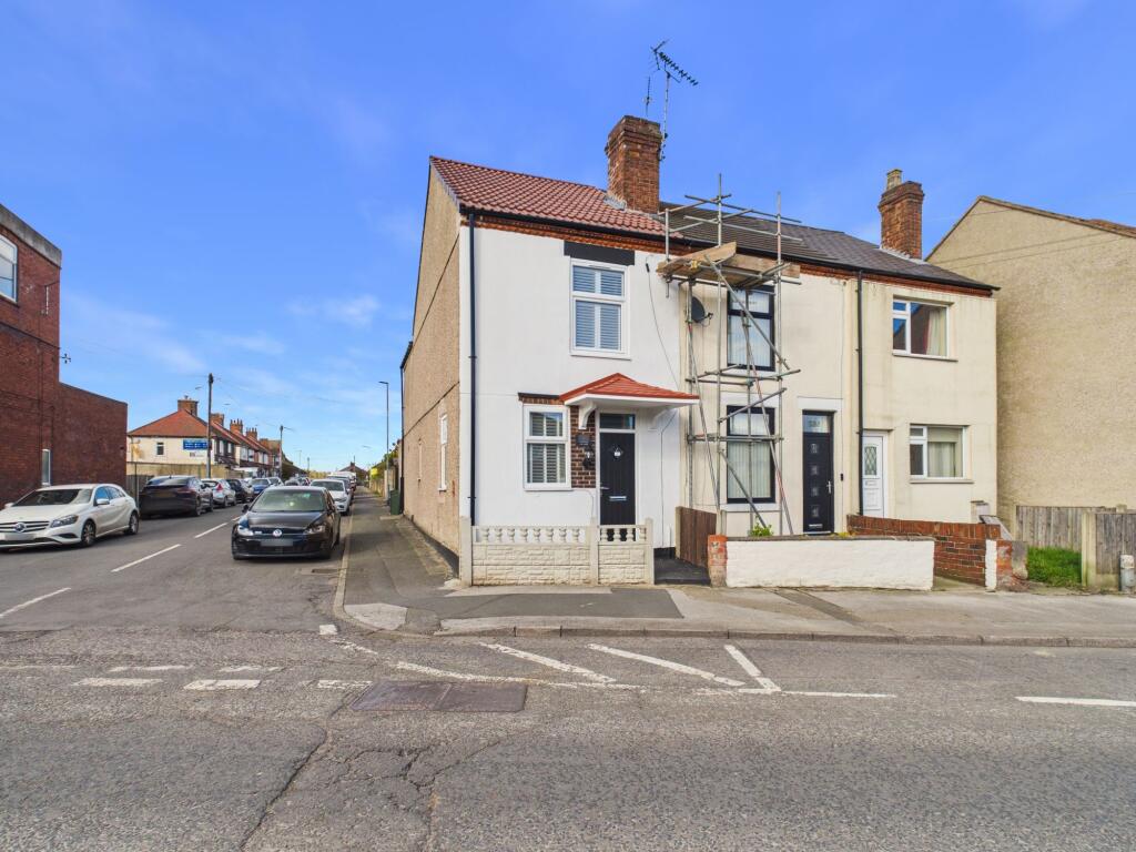 Main image of property: Huthwaite Road, Sutton in Ashfield, Nottinghamshire