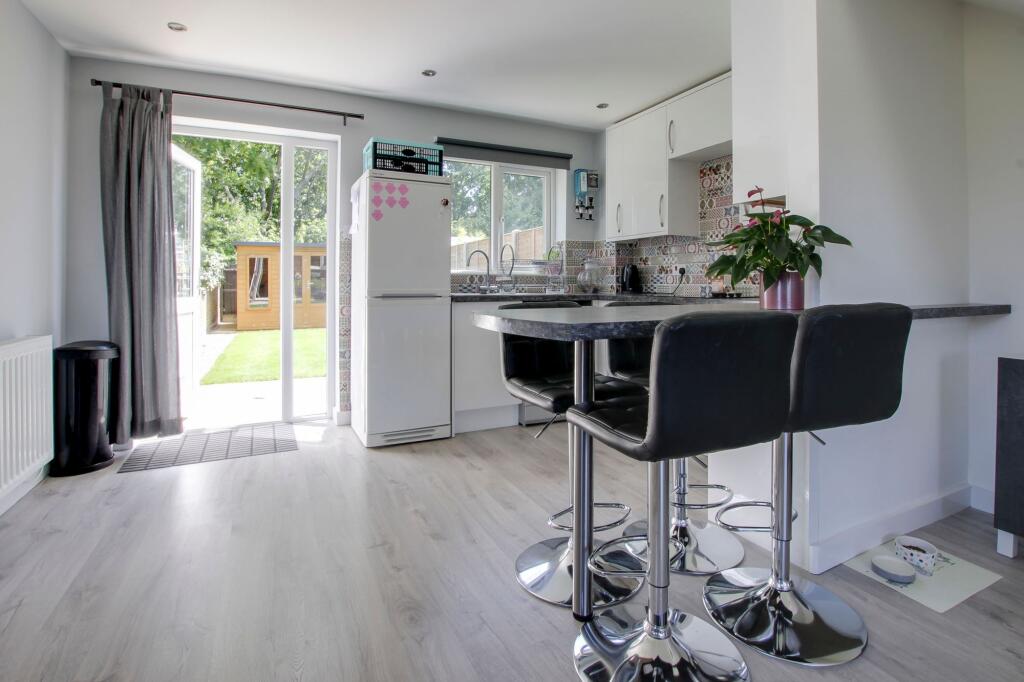 Balmoral Way, Eynesbury, PE19 photo 3
