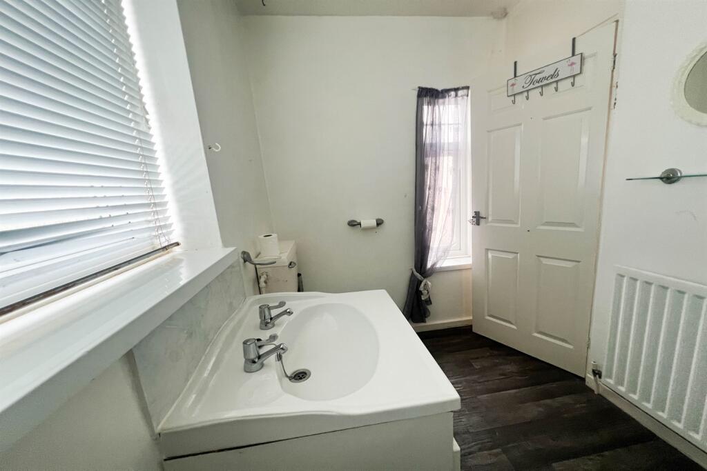 House in Newcastle upon Tyne - View 4