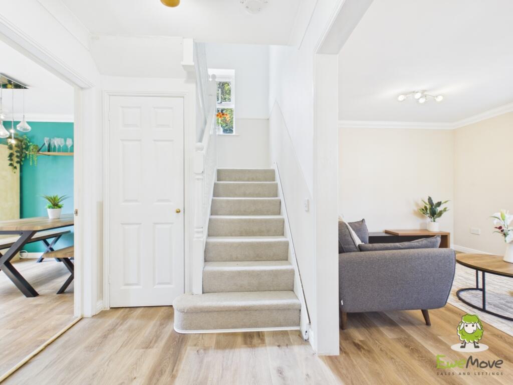 House in Basingstoke and Deane, Cufaude Village, Chineham - View 2