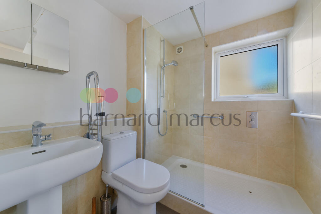 Main image of property: 211 Selhurst Road, LONDON