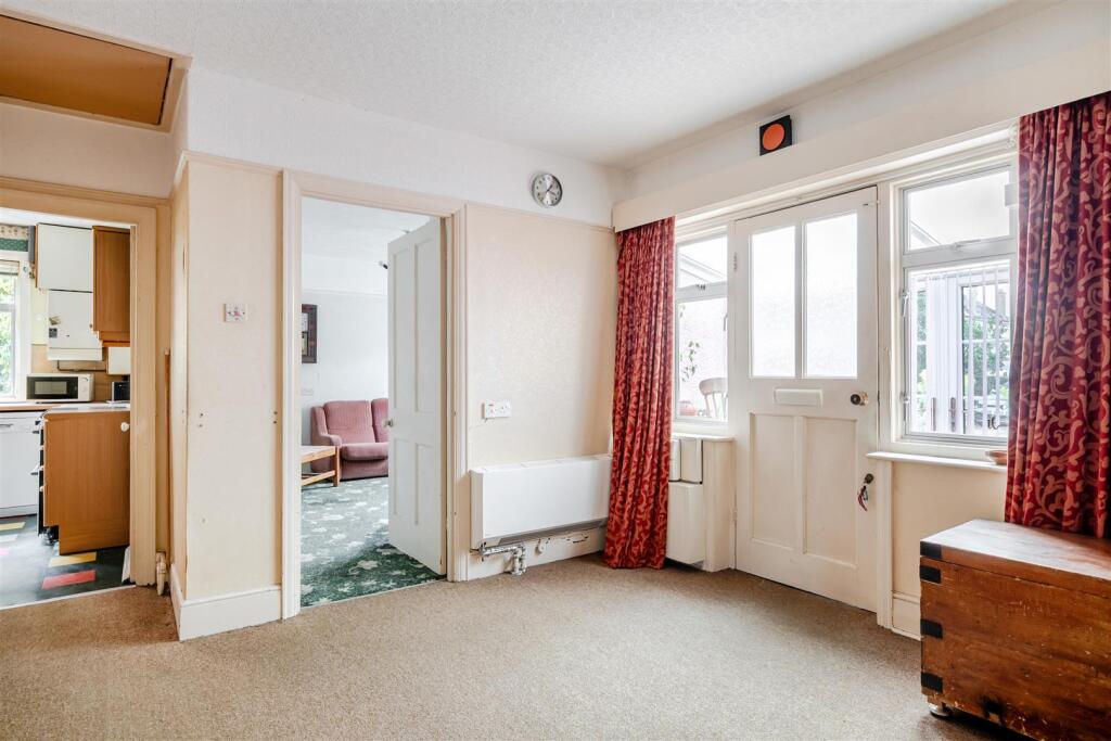 House in Yeovil, Somerset - View 5