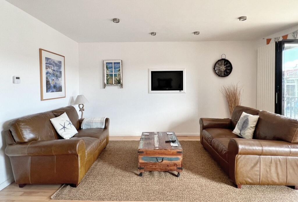 Harbour Street, Broadstairs, CT10 1EU photo 4
