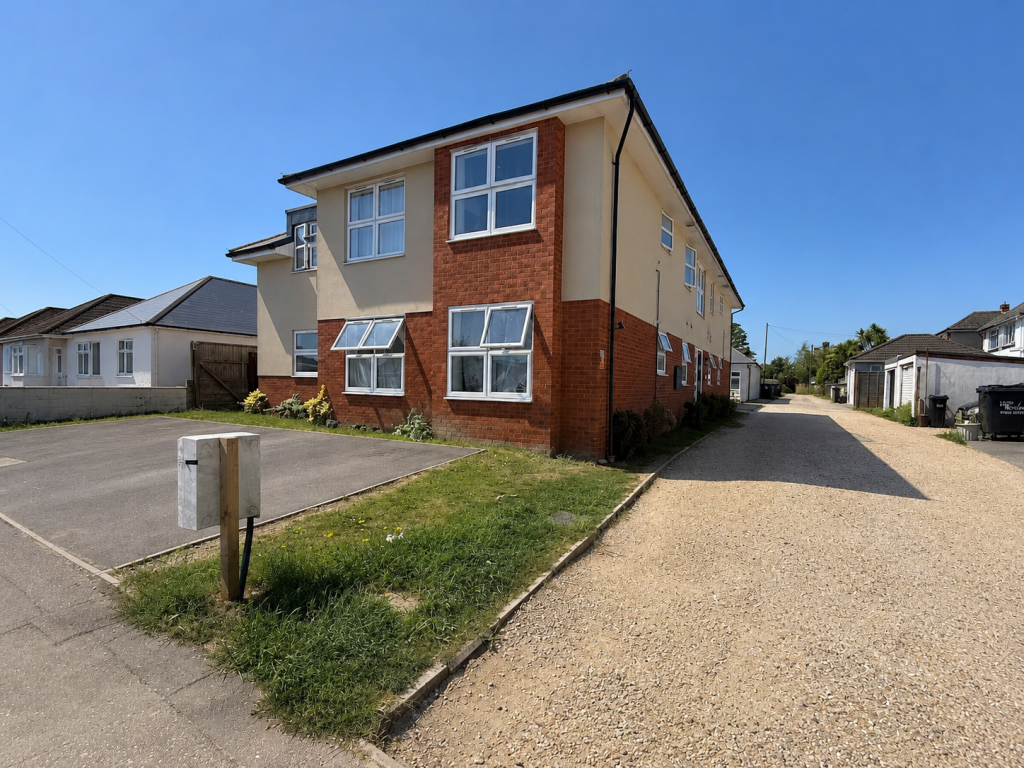 Main image of property: 2, Lower Ashley Road, New Milton
