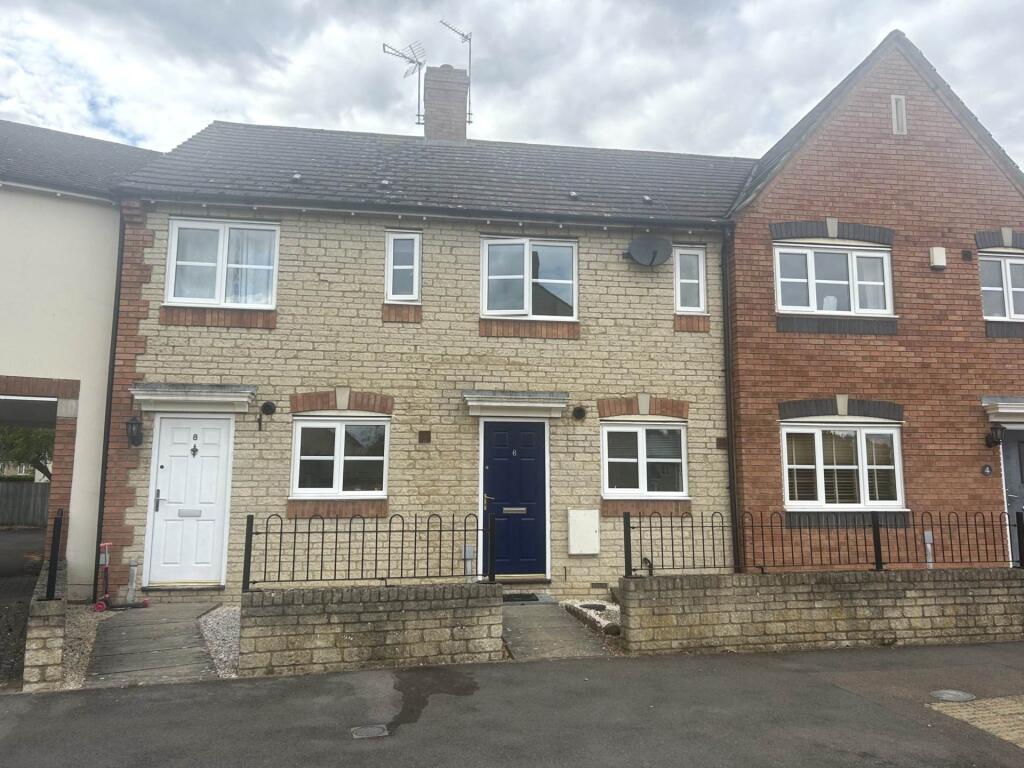 Main image of property: Mallards Way, Bicester