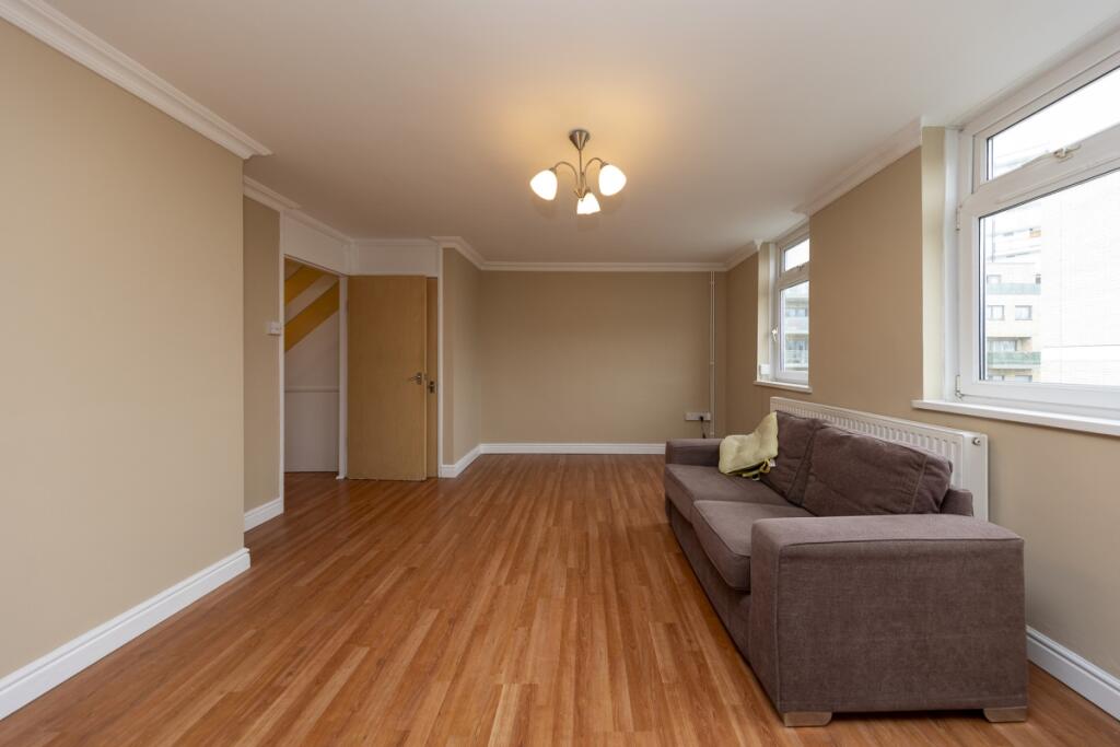 Main image of property: Glengarnock Avenue, Canary Wharf, E14