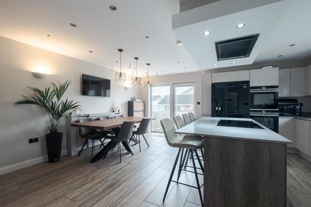 Pennington Close, Dalton-In-Furness photo 2