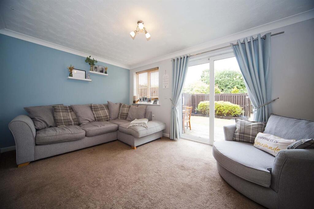 House in Stockton-on-Tees, Hartlepool - View 3