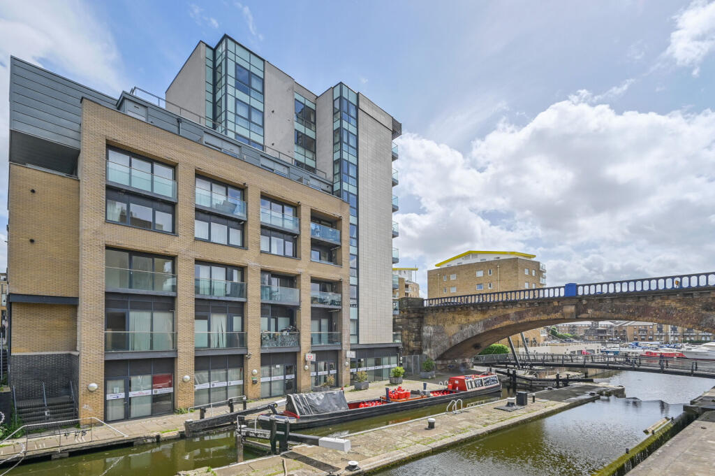 Apartment in London - View 2