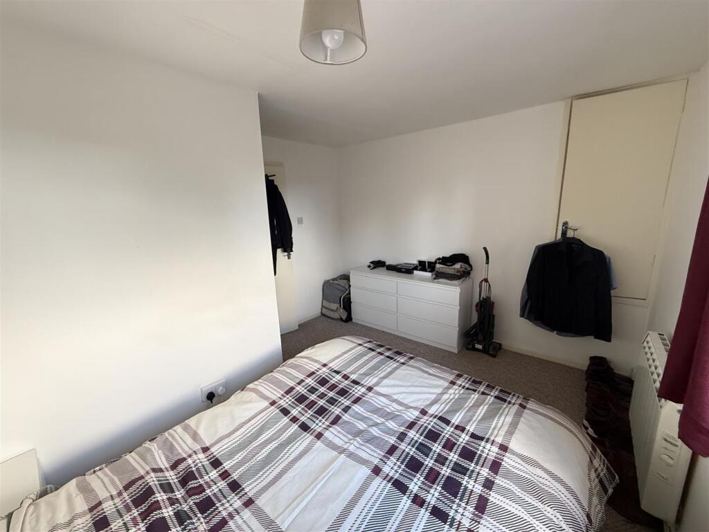 Apartment in Derby - View 4