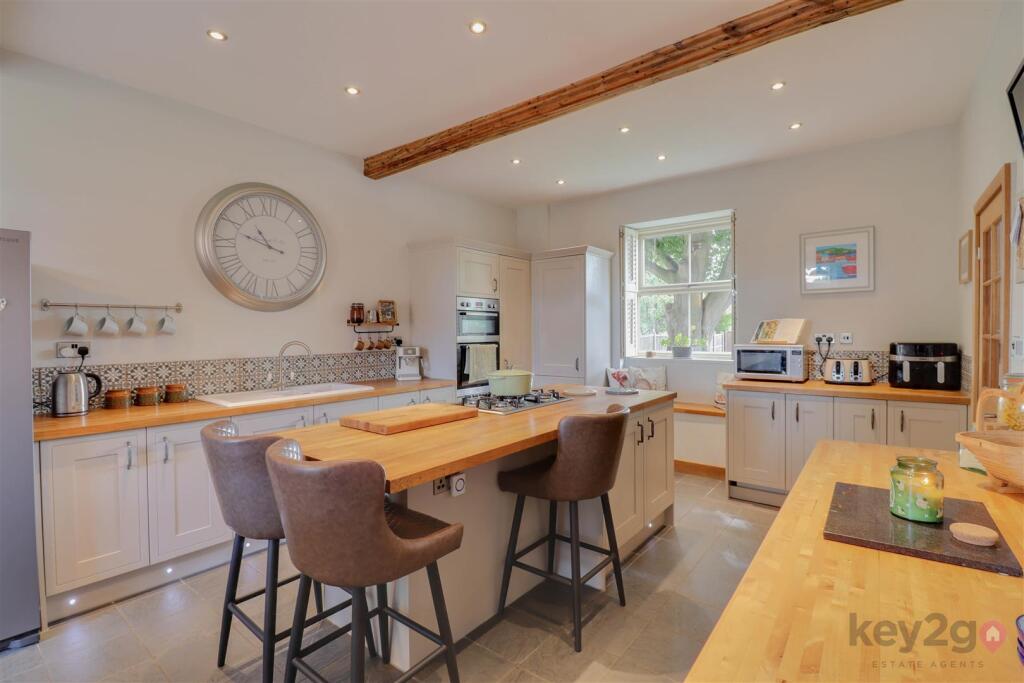 House in North East Derbyshire, Eckington - View 5