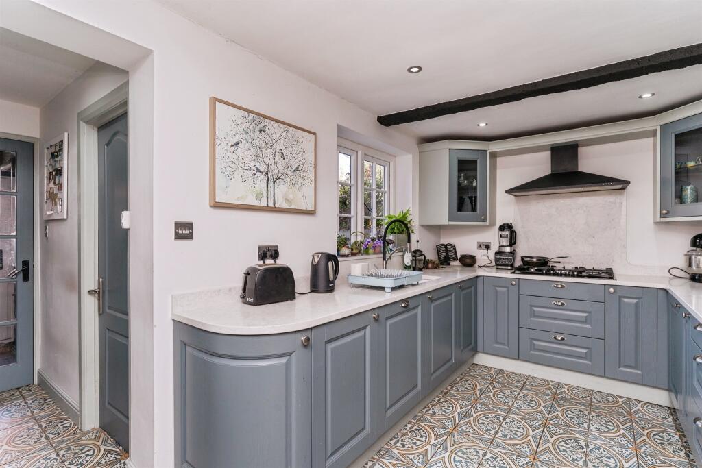 House in Chester, Ashton Hayes and Horton-cum-Peel - More