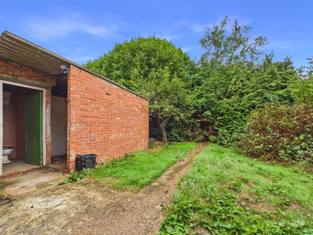 House in London - View 2