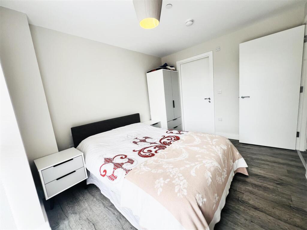 Apartment in Leeds - View 4