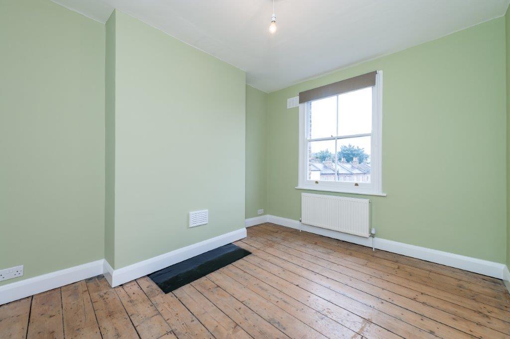 Apartment in London, Browning Estate, Walworth - View 4