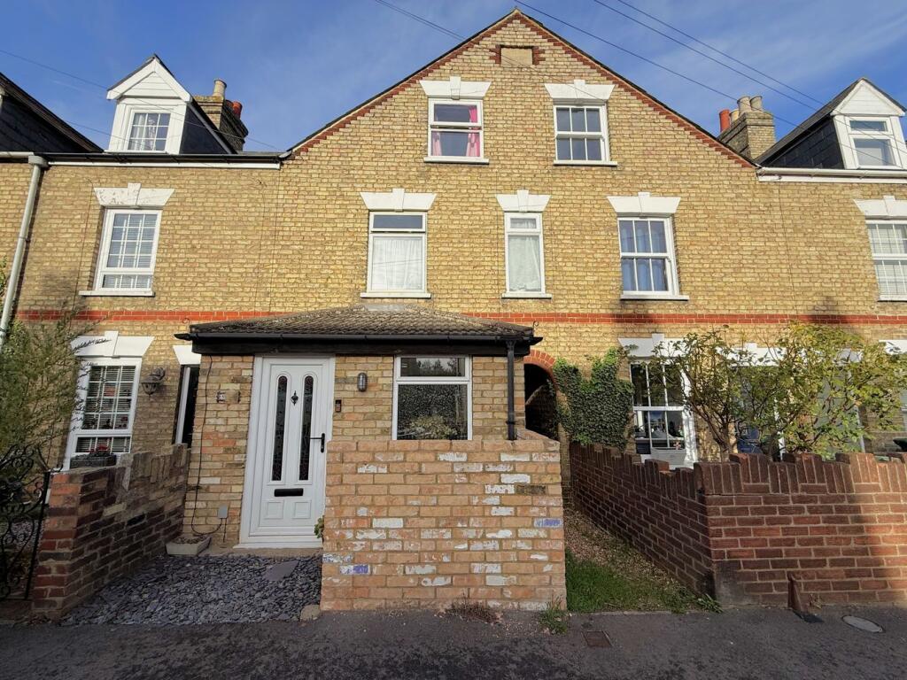 4-bed terraced on Sun Street, Biggleswade, SG18, £375,000