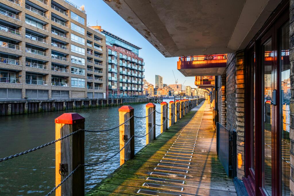 St Saviours Wharf 6 24.jpg