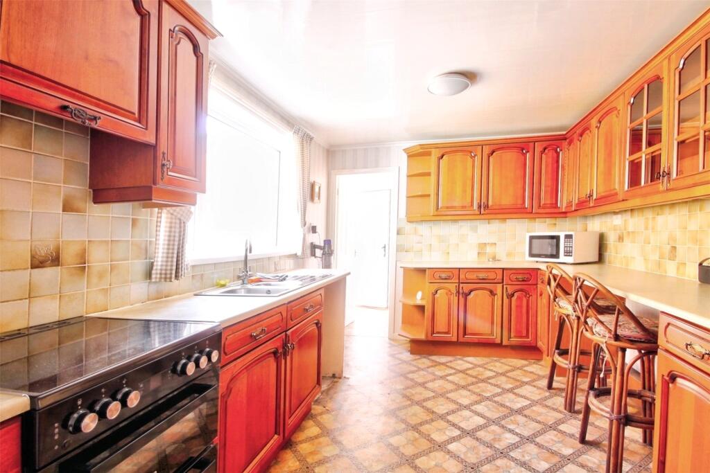 Beaconsfield Terrace, Birtley, Chester Le Street, DH3 photo 5