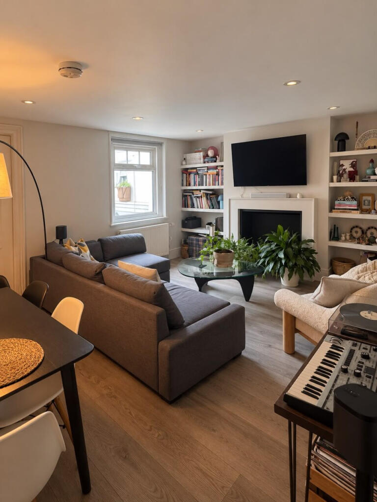 Apartment in London - View 3