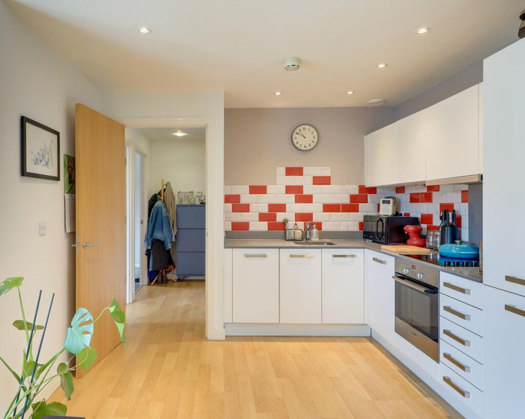 Apartment in London - View 4