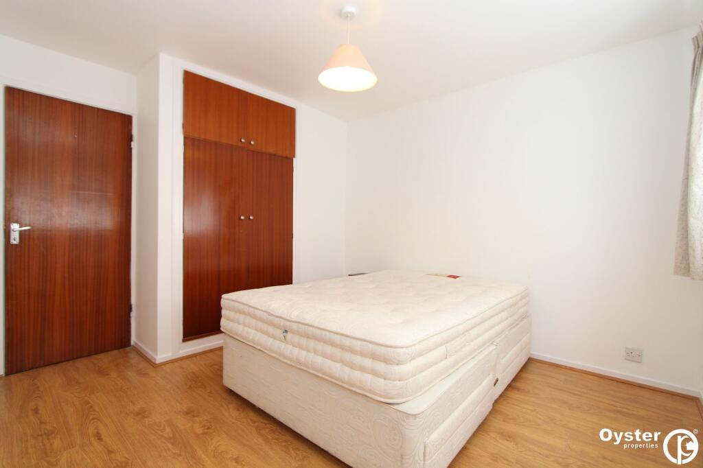 Apartment in Harrow - View 5