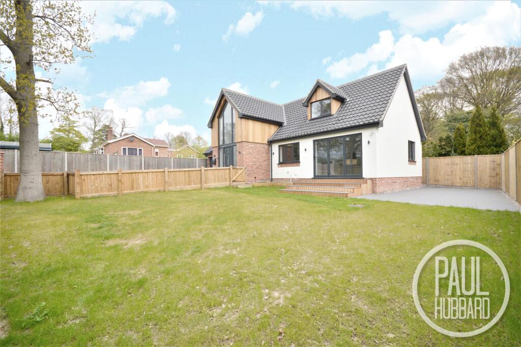 House in East Suffolk, Lowestoft - More