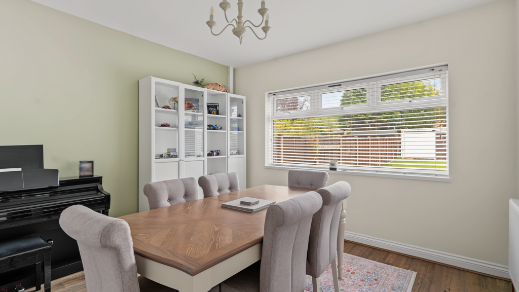 School Road, Hall Green, Birmingham, B28 8JE photo 4