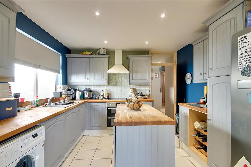 House in Brighton - View 2