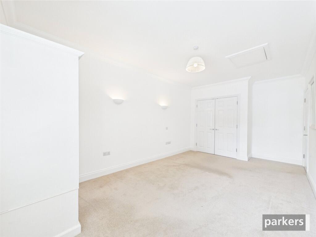 Apartment in Twyford, Wokingham - View 5