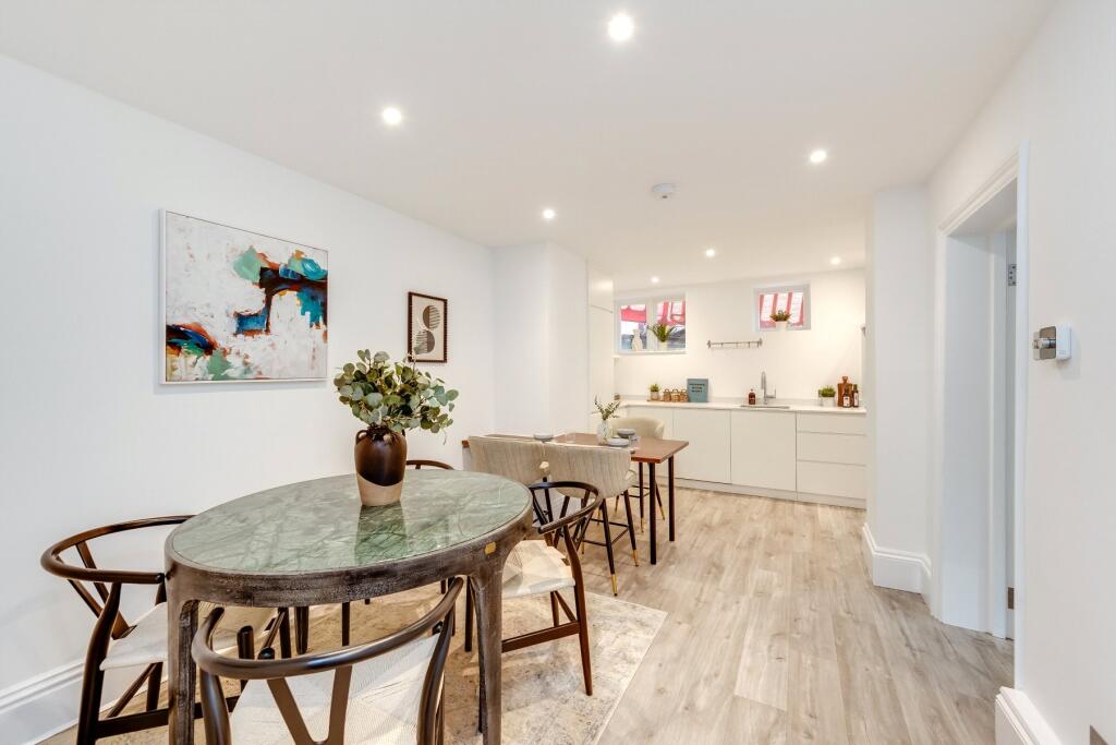 Apartment in London - View 4