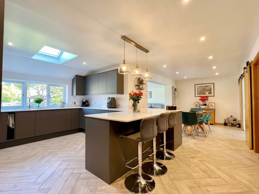 House in Taunton - View 2