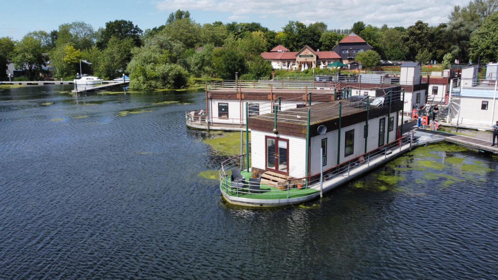 Marina View, Hartford, PE28, Hartford