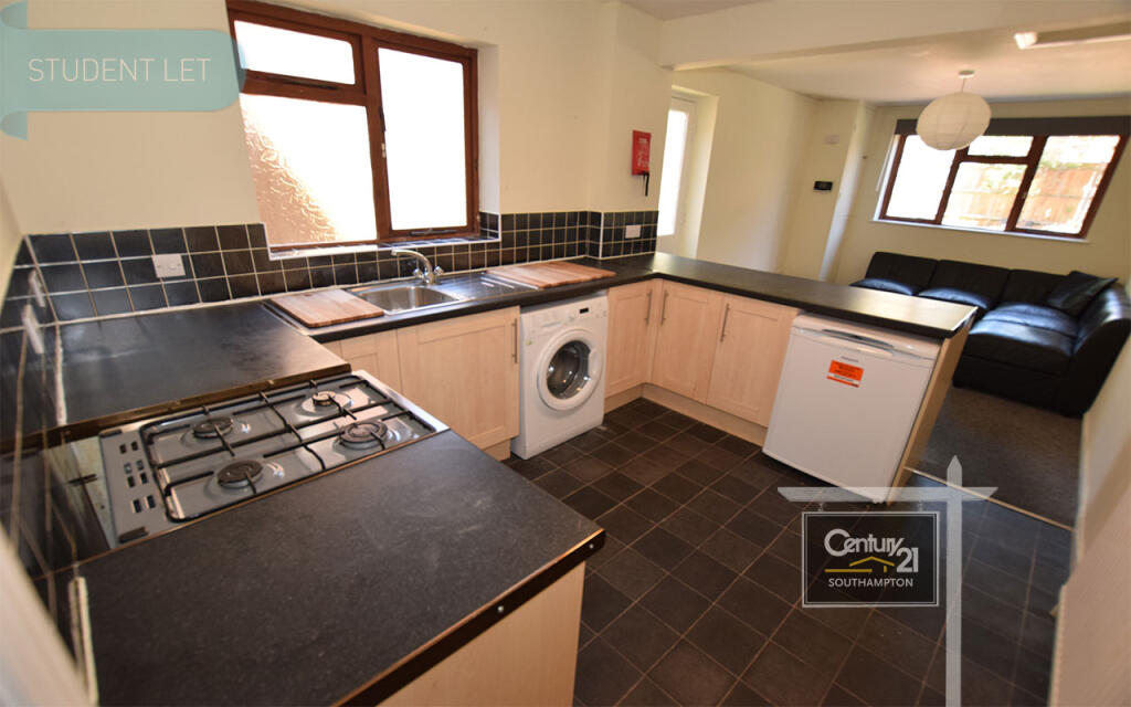 |Ref: R152324|, Milton Road, Southampton, SO15 2JA – pohled 2