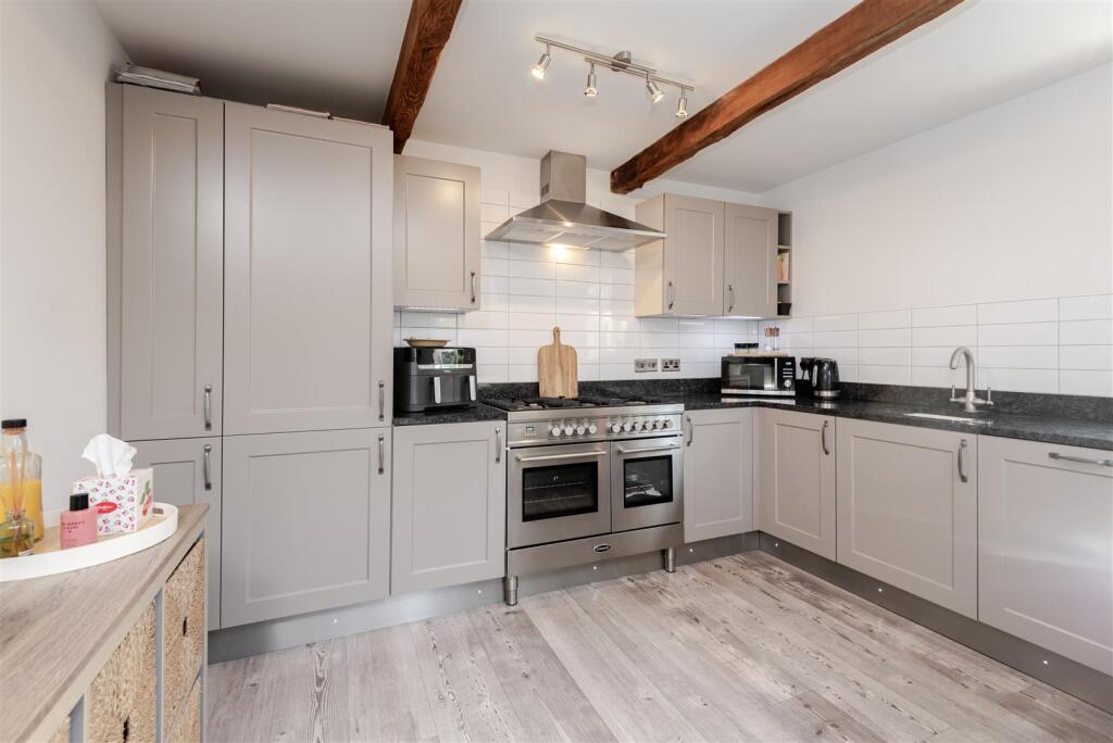 House in Peterborough - View 3
