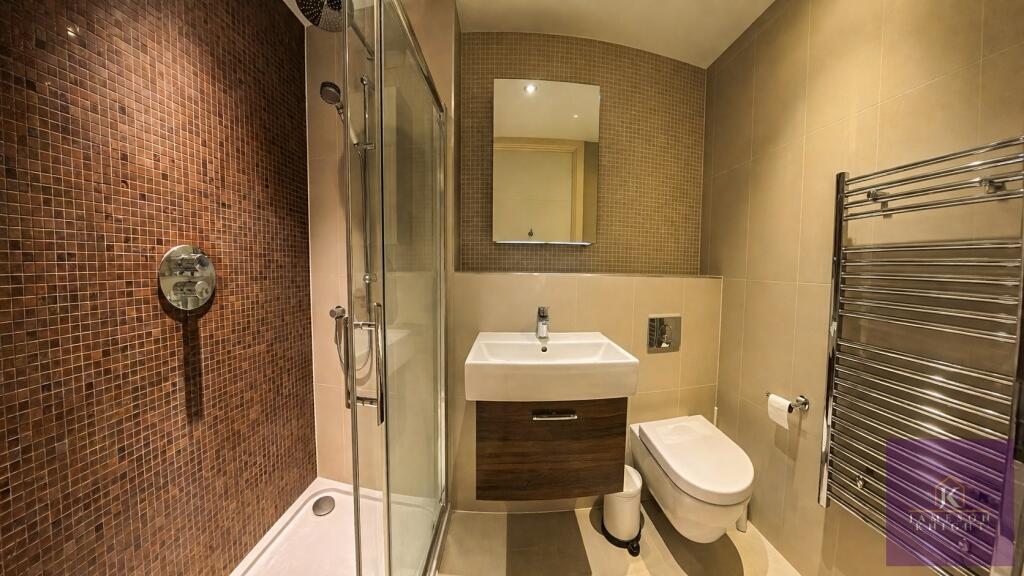 Apartment in London - More